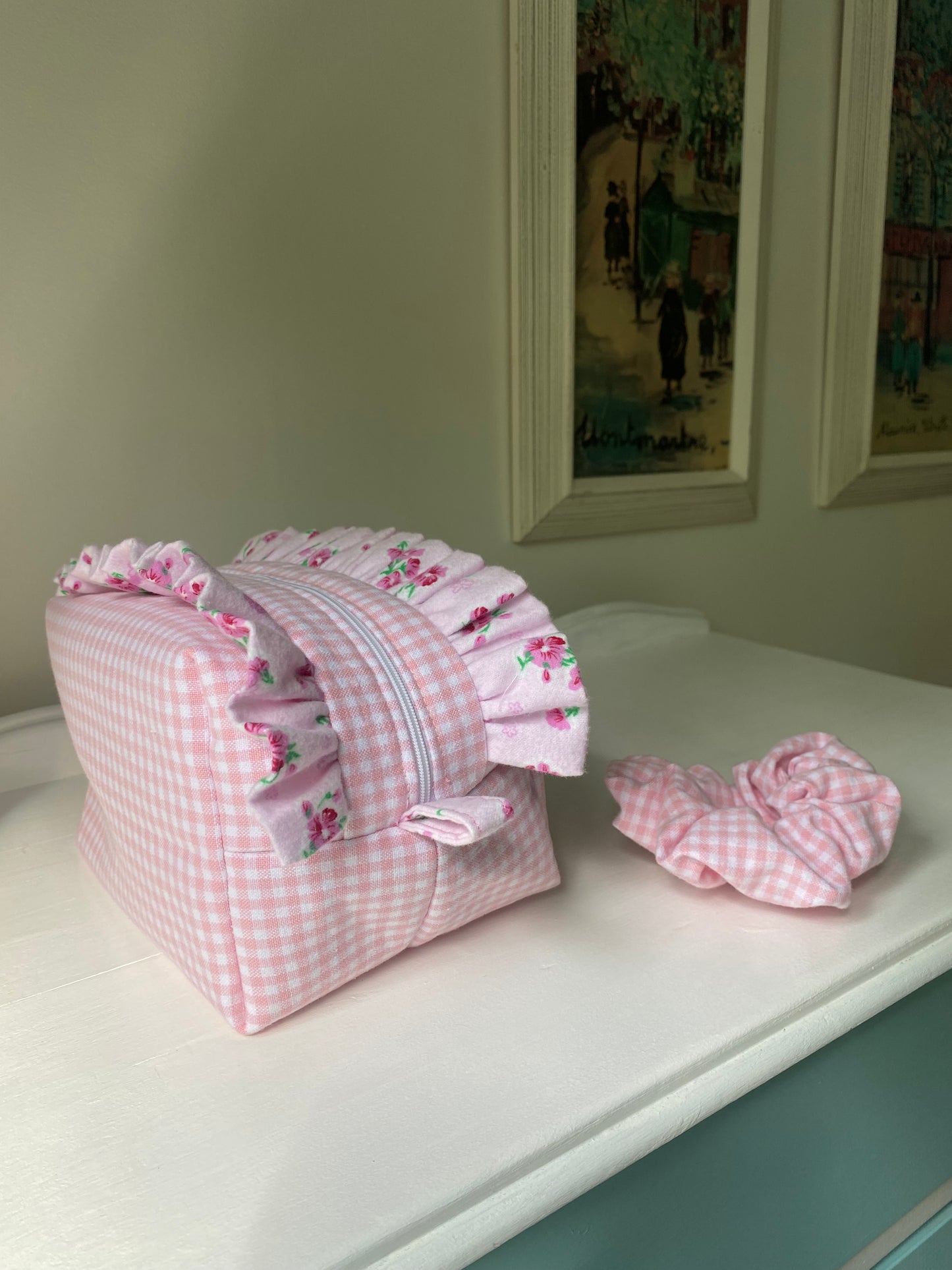 Large makeup bag - pink and white
