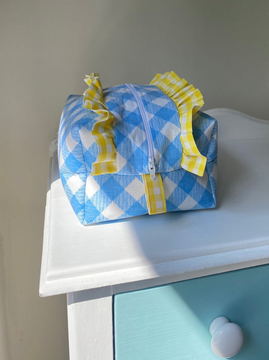 Large makeup bag - blue and white