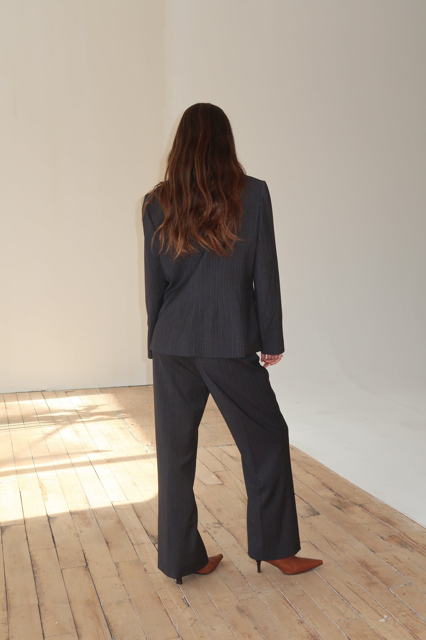 Women’s Vintage 2000s Two-Piece TAHARI Suit