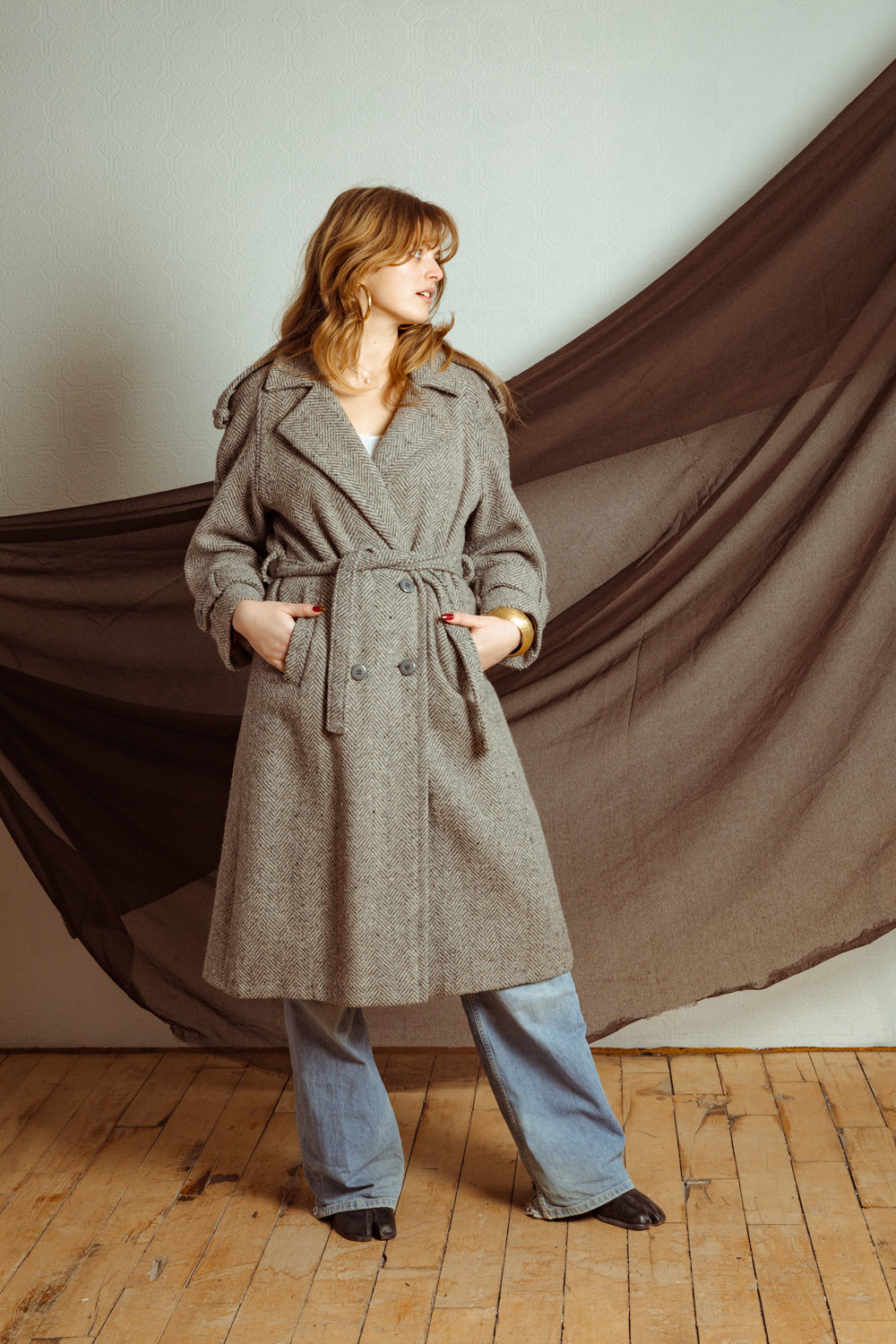 Vintage 70s Unisex Double-Breasted Grey Tweed Coat with Belt