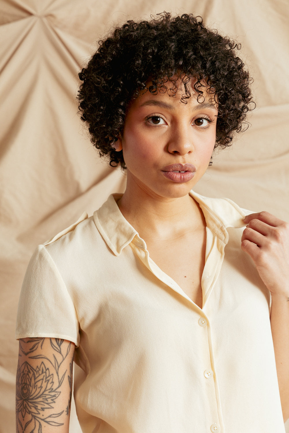 Vintage 80s Cream Lightweight Silk Blouse