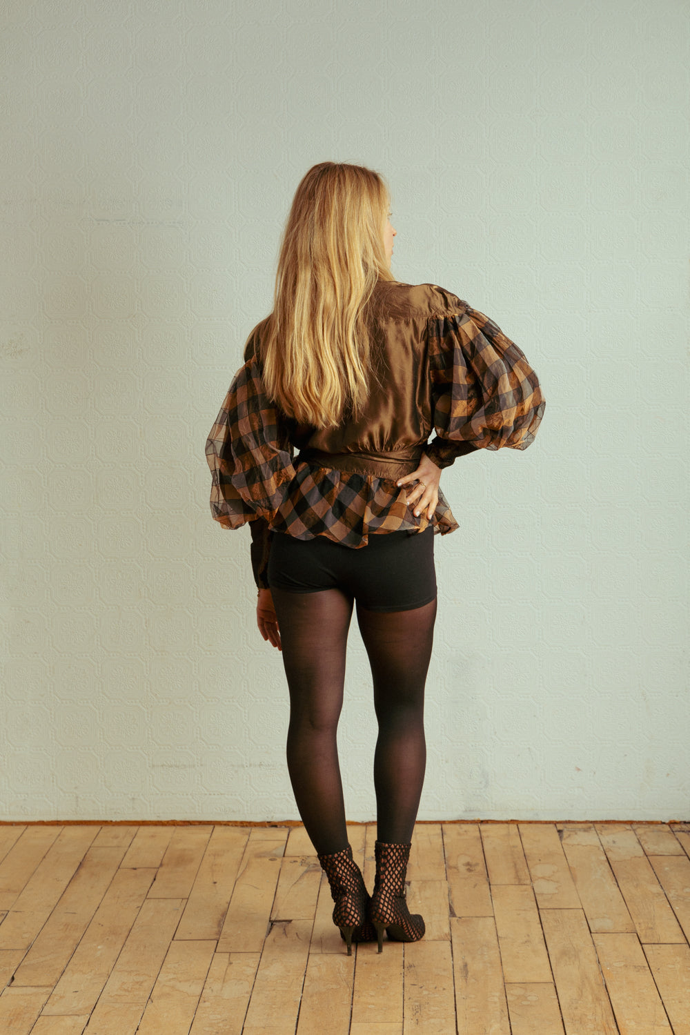 Unique 80s Blouse with Taffeta Fabrics and Peplum