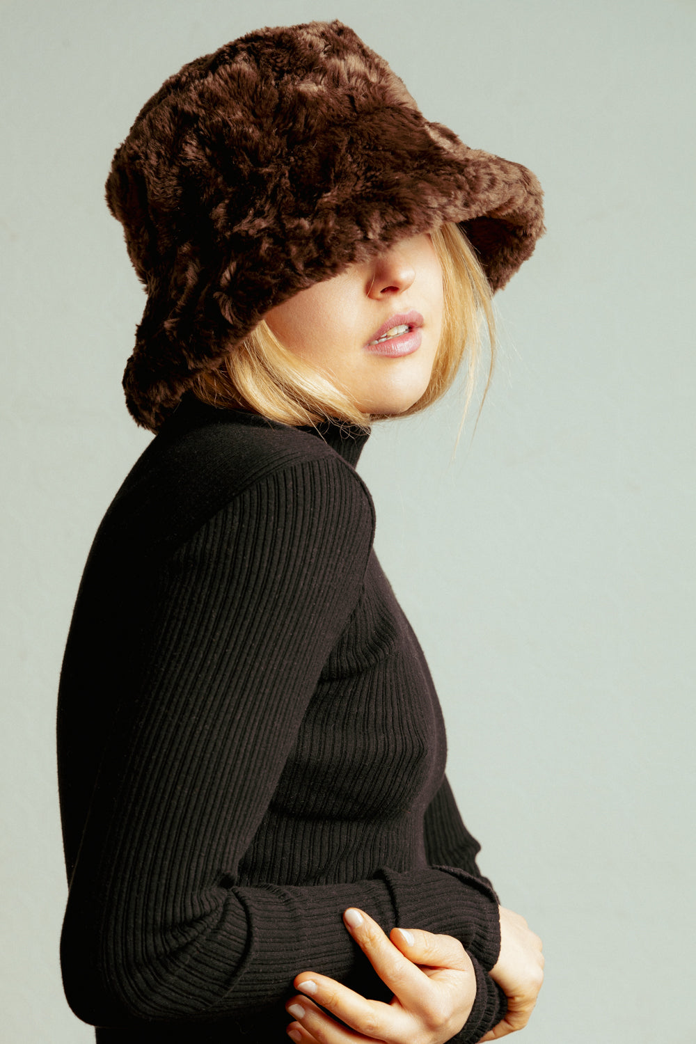 Liz Claiborne Brown Furry Bucket Hat