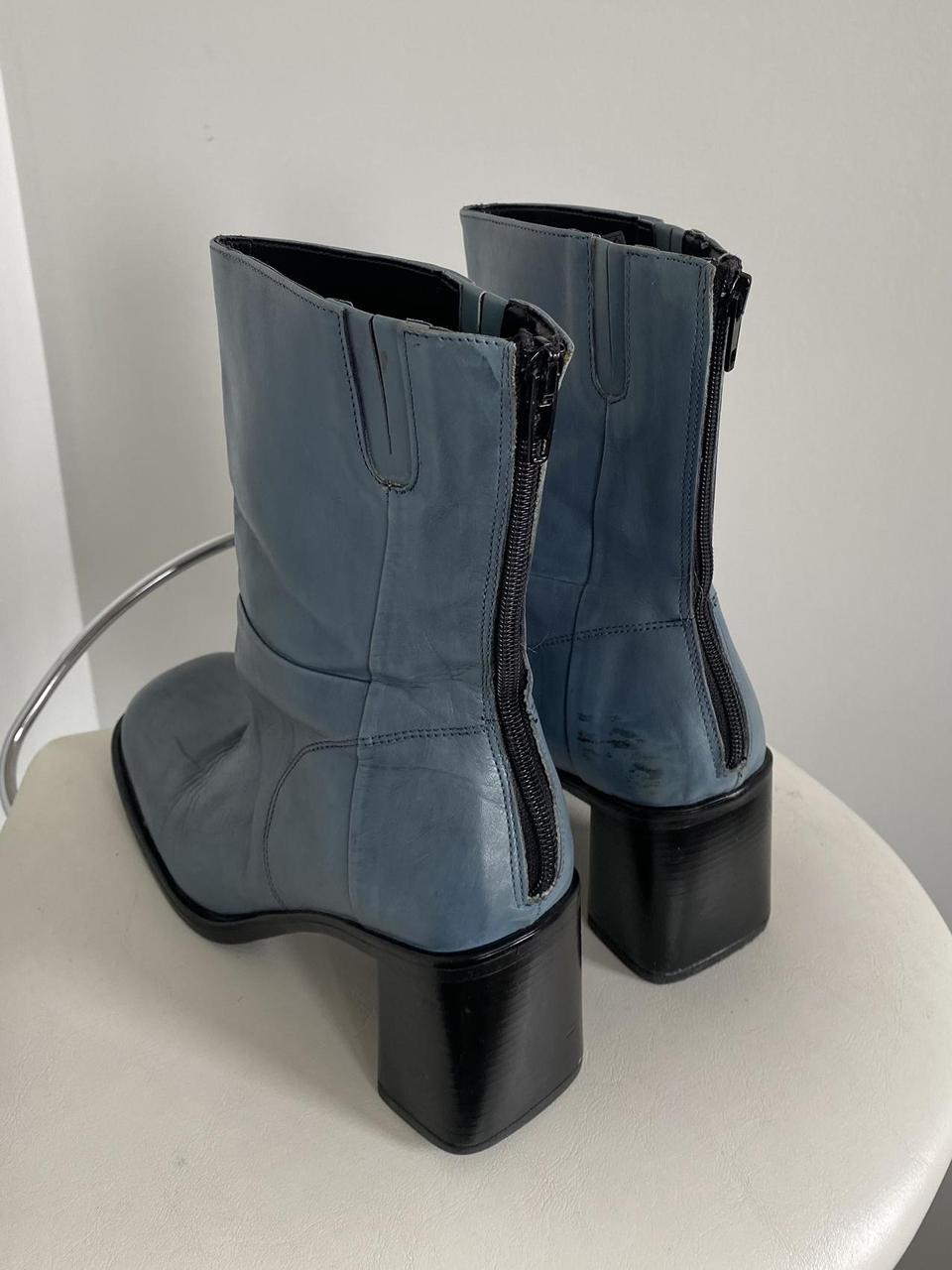 Vintage 90's blue leather platform boots