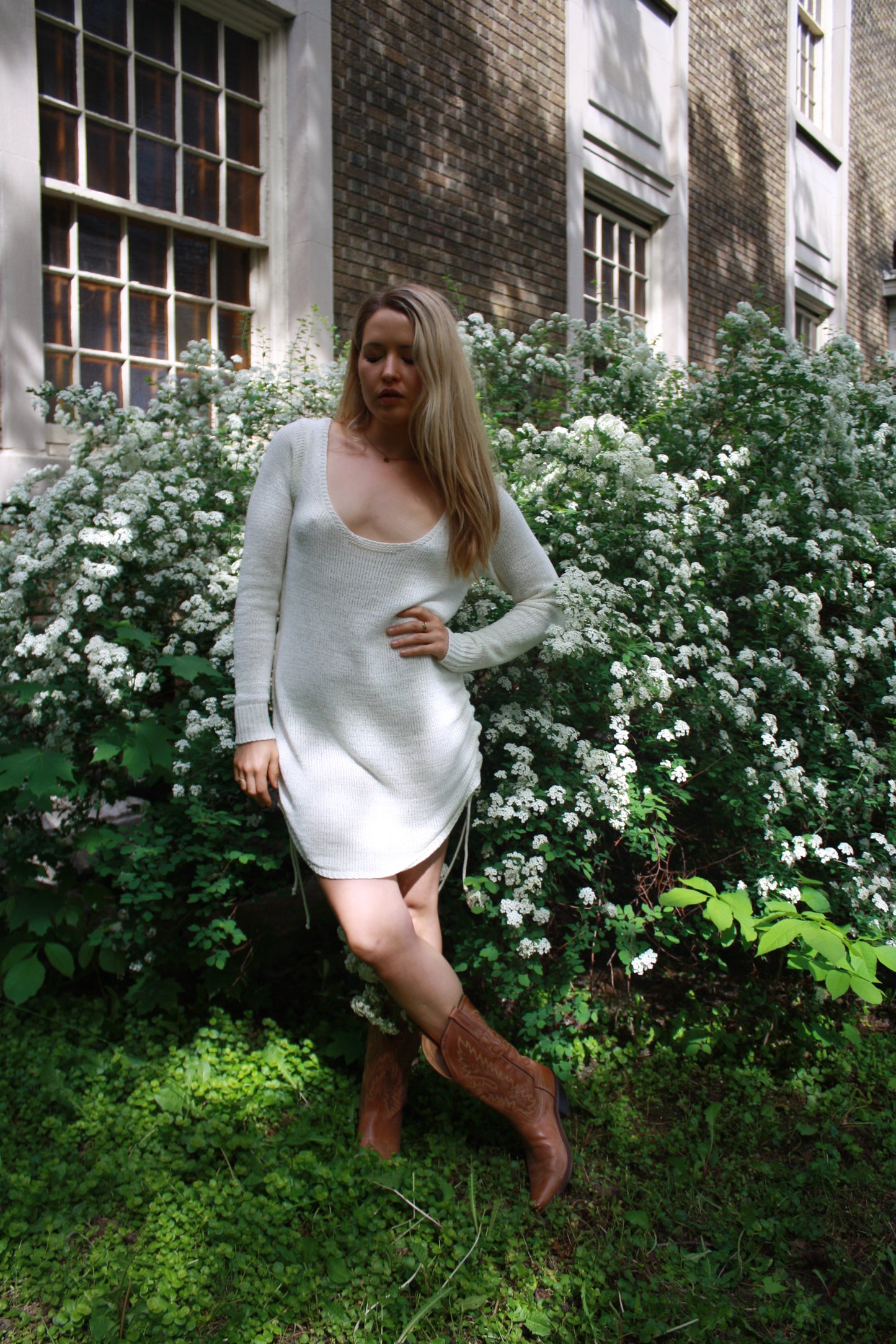 Vintage long sleeve white knit dress