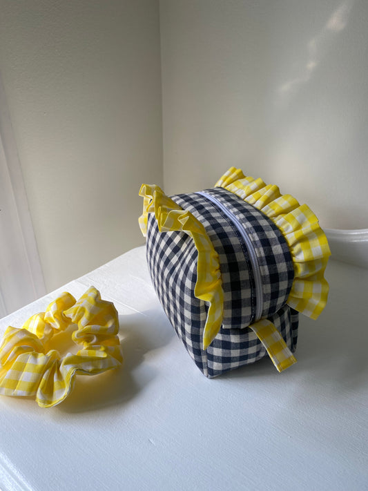 Makeup bag - black and yellow