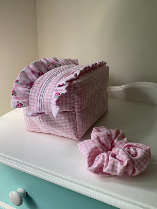 Large makeup bag - pink and white