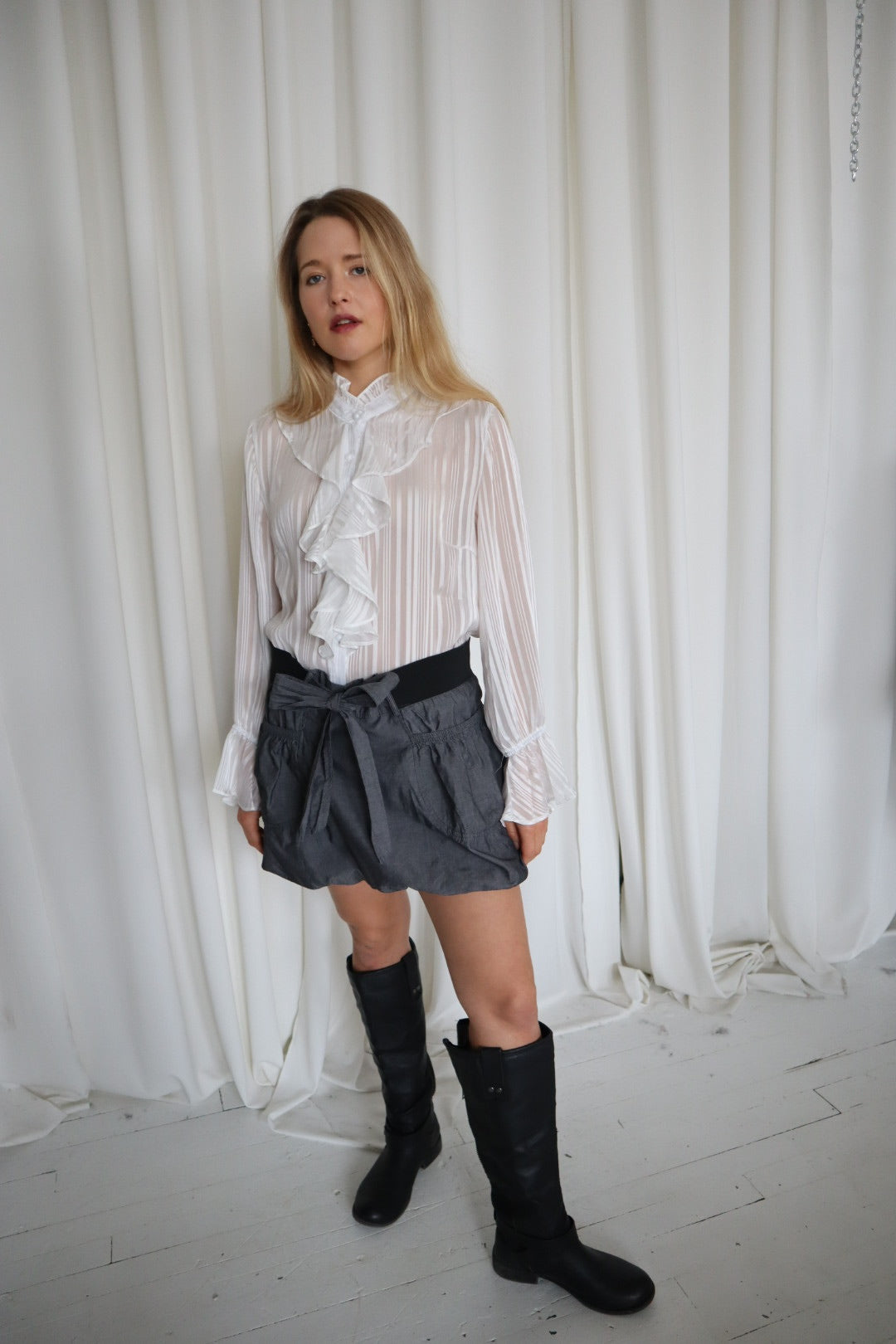 Vintage Y2K Charcoal Bubble Mini Skirt
