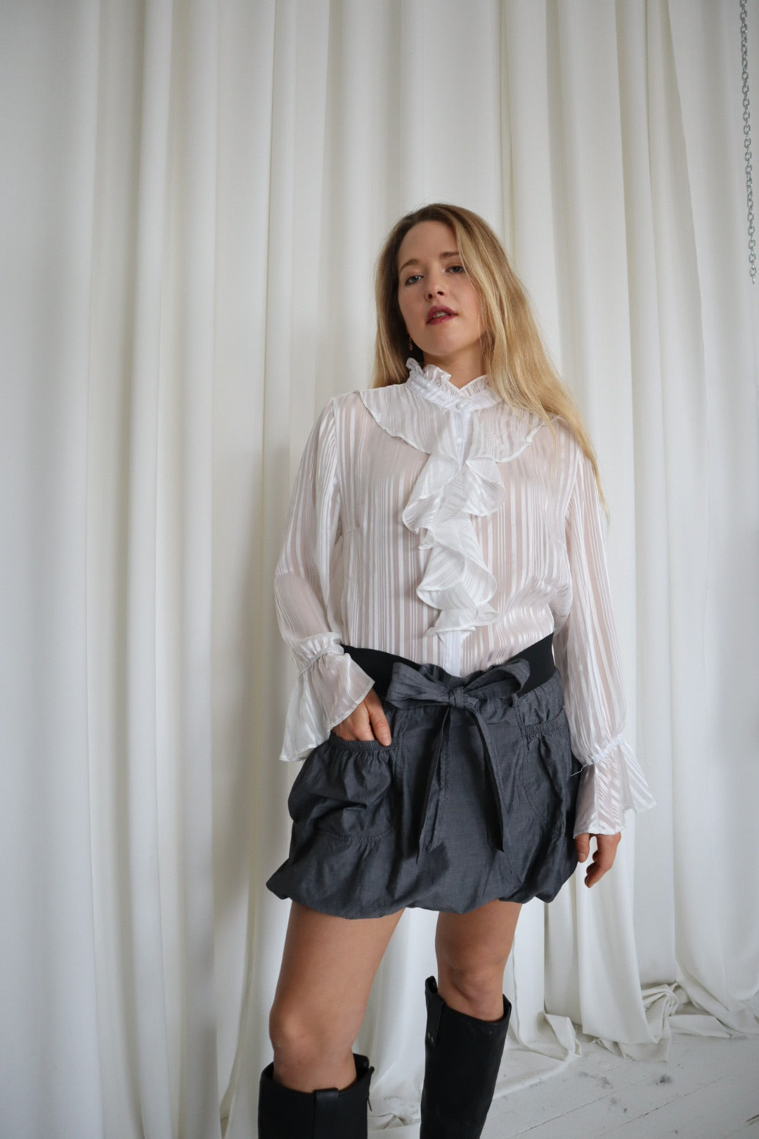 Vintage Y2K Charcoal Bubble Mini Skirt