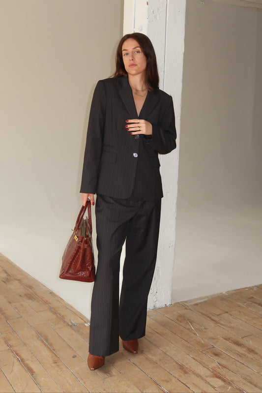Women’s Vintage 2000s Two-Piece TAHARI Suit